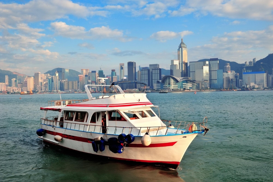 Get Transportation | IAH vs Hobby Airport: Which Is Better for Galveston Cruises Galveston cruises.