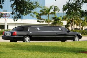 What Are Some Reasons to Choose a Shuttle Airport Service What Are Some Reasons to Choose a Shuttle Airport Service